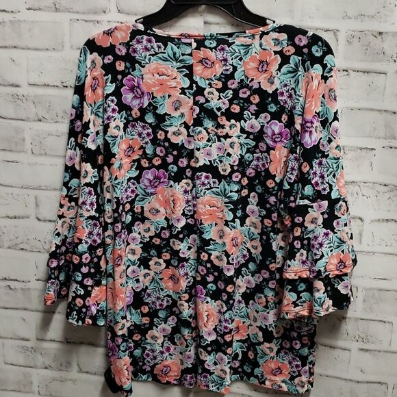 Kristin nicole top  - Picture 3 of 3